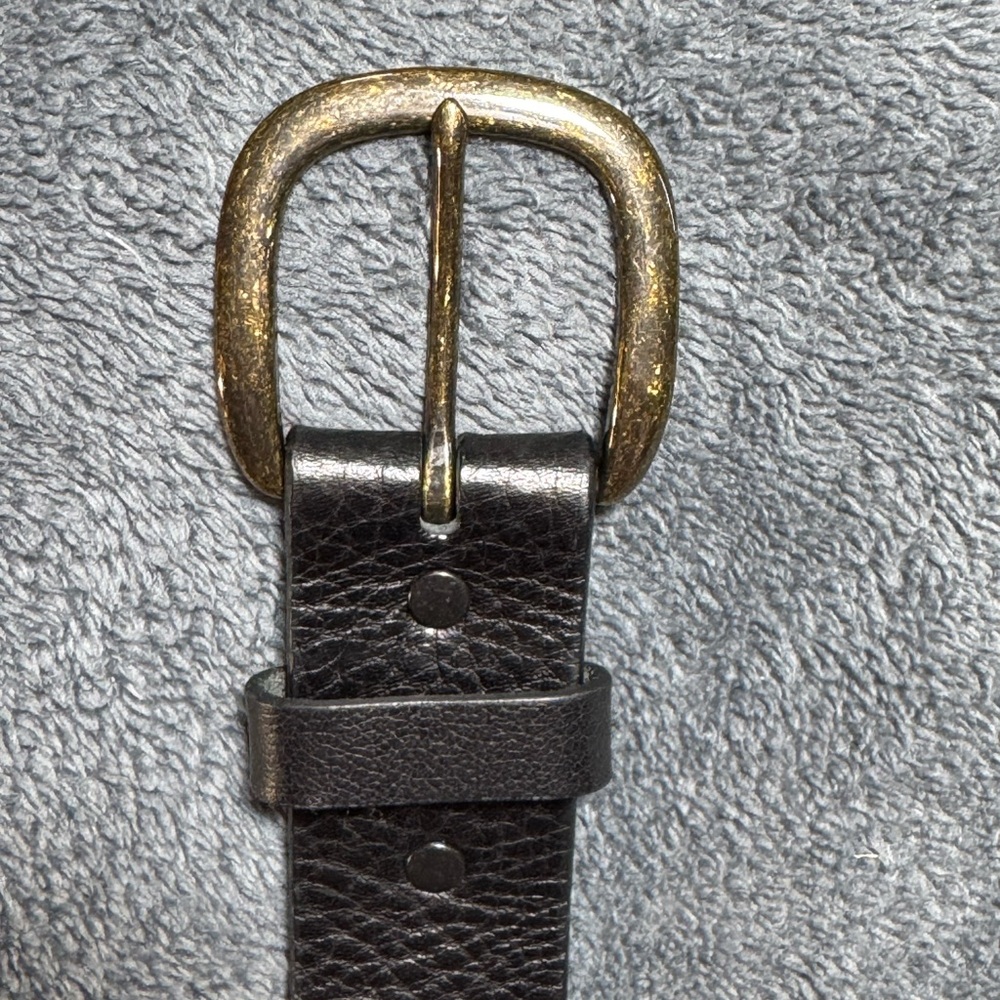 Justin Boots Black Leather Belt with Brass Buckle - Picture 4 of 8